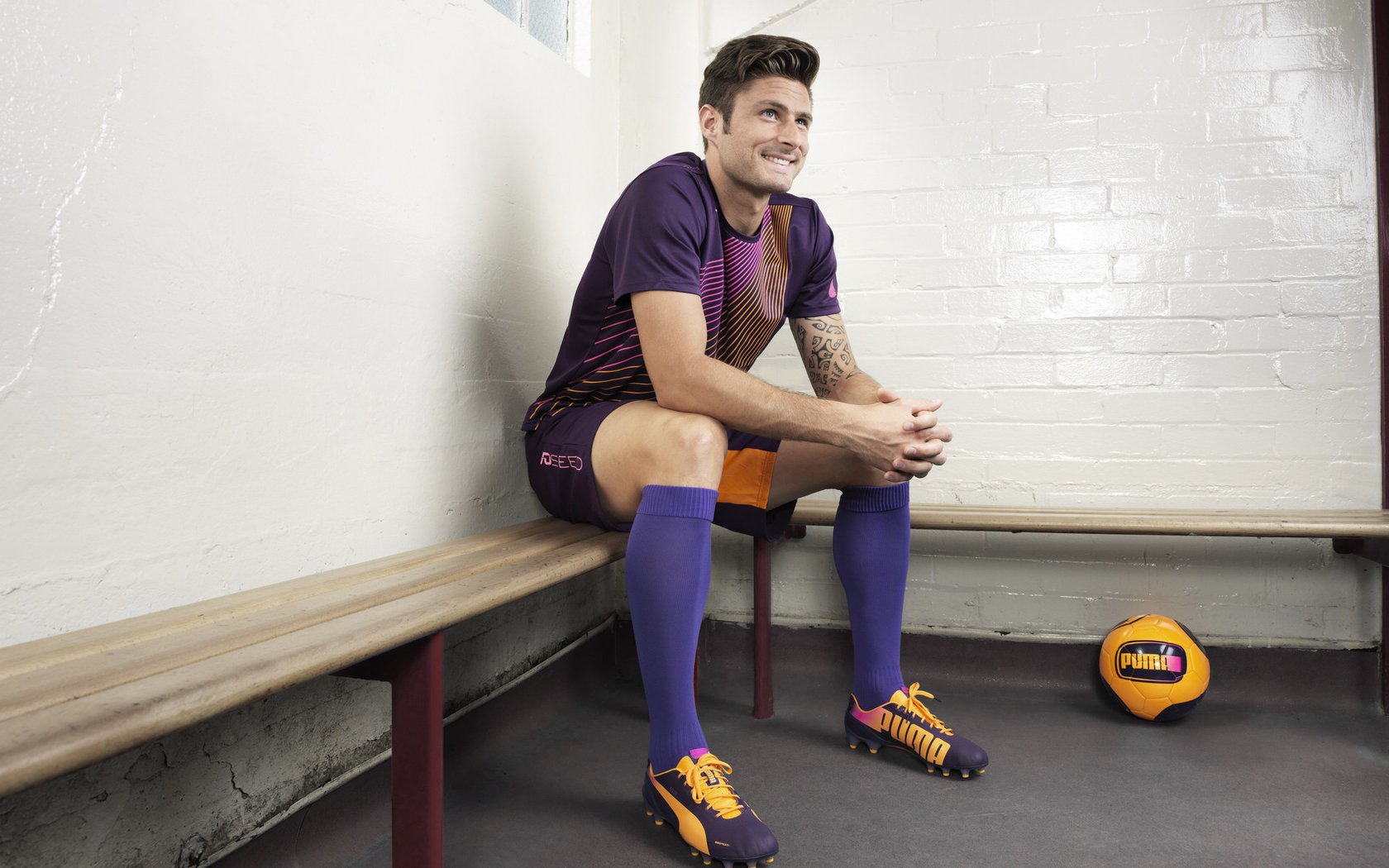 爱游戏平台-_年度最佳战术：运动员如何调整策略赢得胜利_，运动员战术决策的水平和质量取决于哪些因素